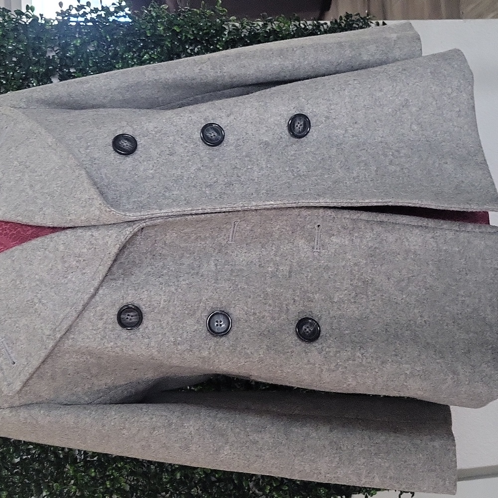 Old Navy Light Gray Jacket - Picture 5 of 6